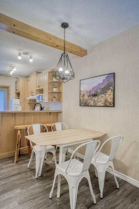 5 Mins To Banff - Cozy Townhome 2Br&2Bath - Banff Pass Included Canmore Exterior foto