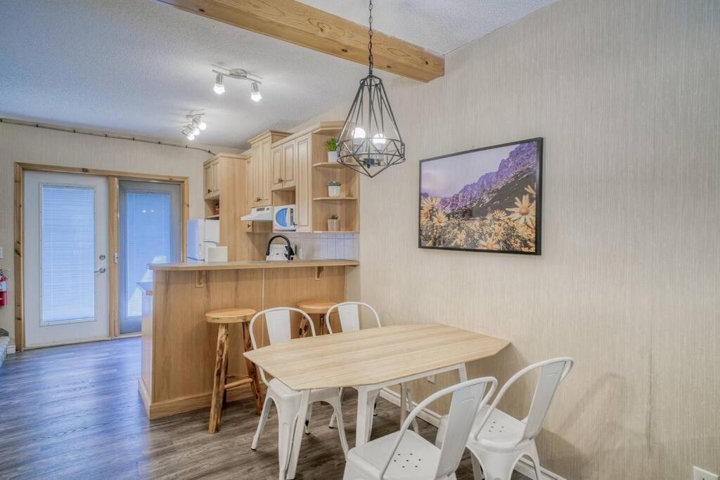 5 Mins To Banff - Cozy Townhome 2Br&2Bath - Banff Pass Included Canmore Exterior foto