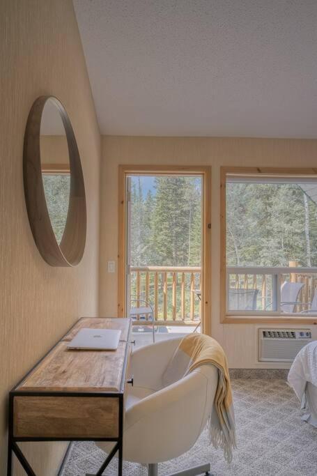 5 Mins To Banff - Cozy Townhome 2Br&2Bath - Banff Pass Included Canmore Exterior foto